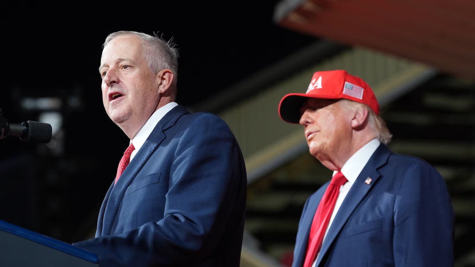 Trump pushes his $5,000 ‘dividend’ pledge. Republican candidates, not as much