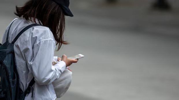 Undetected software issue knocked out 911 for several provinces last month, Bell report says