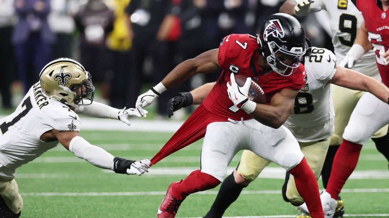 Bijan Robinson sparks Falcons’ rout of division rival Saints