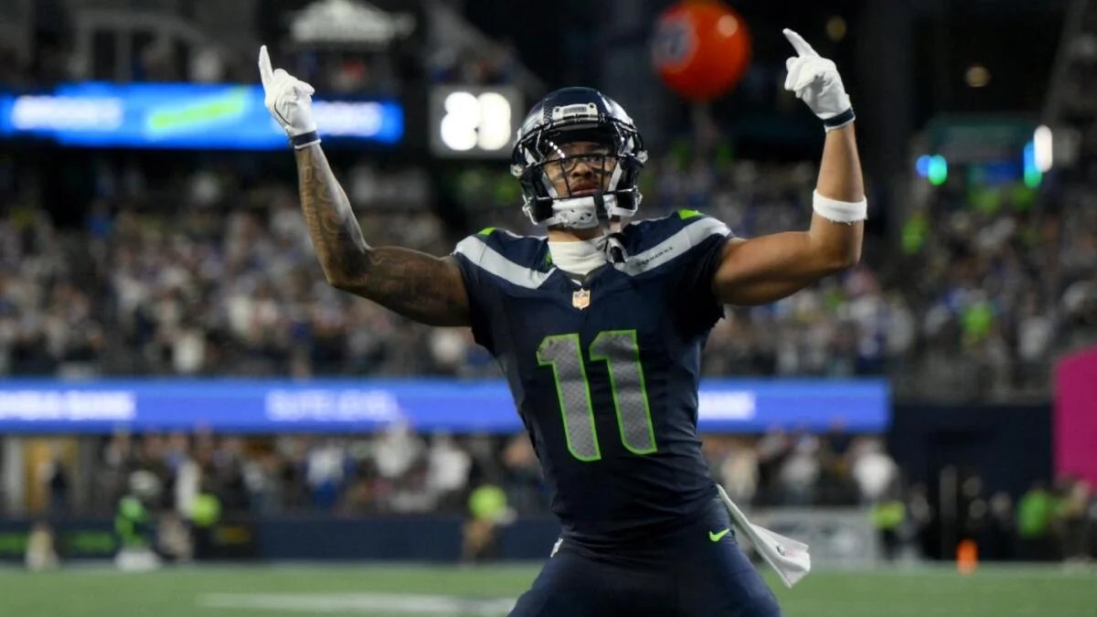 NFL Week 6 picks and score predictions: Seahawks destroy Broncos, Cowboys stun Packers