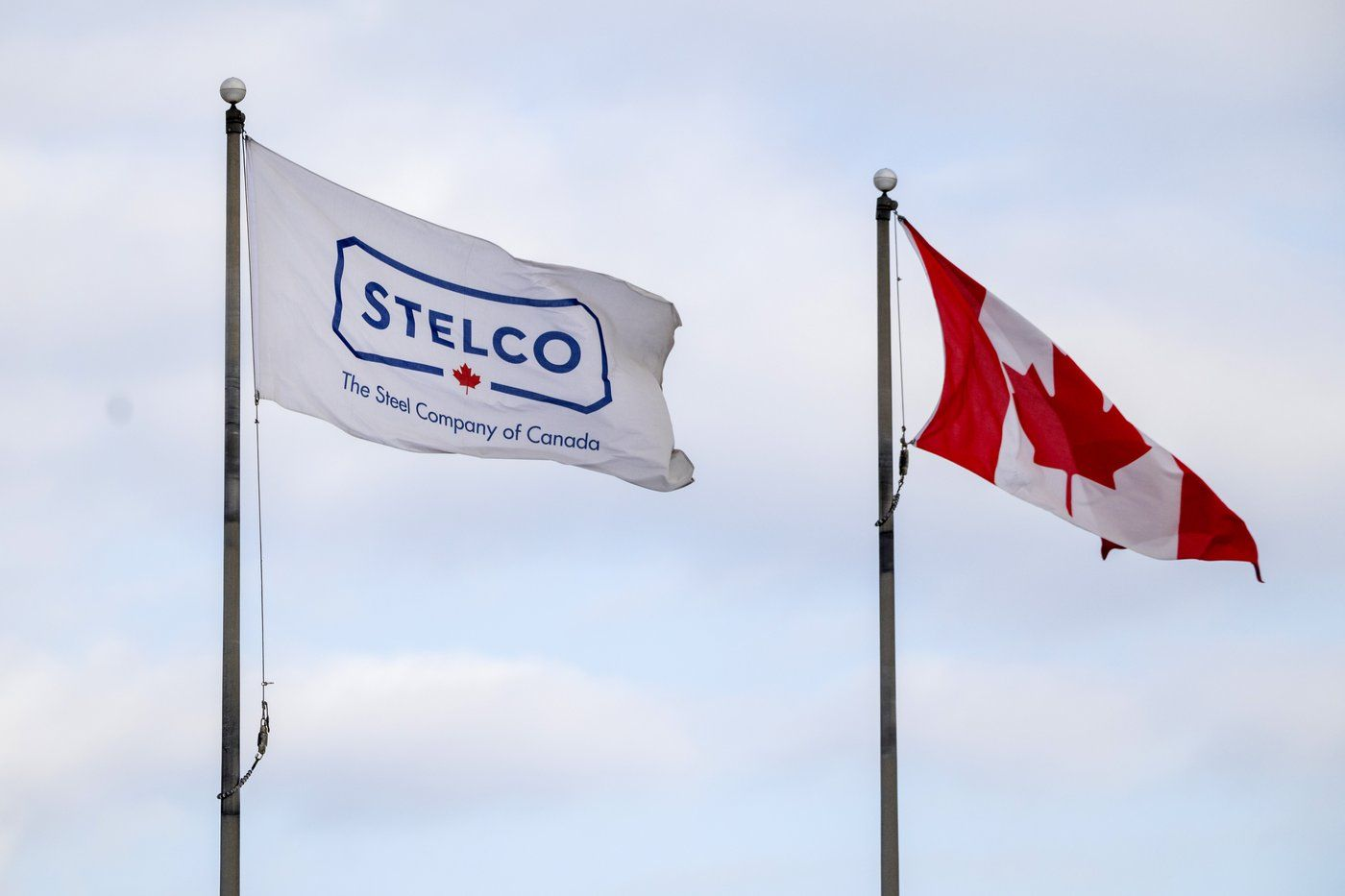 Stelco cites foreign imports, 58% plunge in U.S. steel exports to defend layoffs
