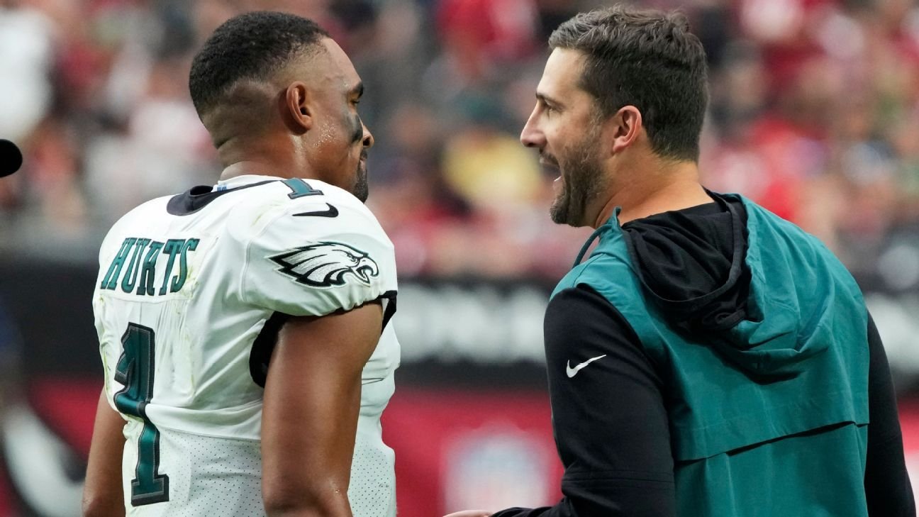 Sirianni, teammates share concern after Jalen Hurts’ diagnosis