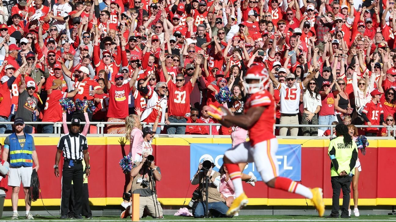 Week 6 NFL highlights: Best plays, moments, touchdowns, more