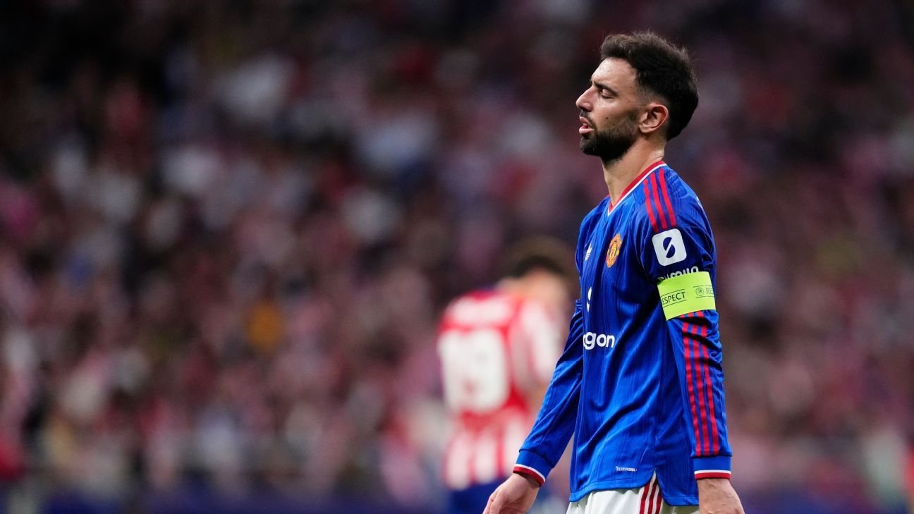 Transfer rumors, news: Galatasaray eye Man Utd’s Fernandes