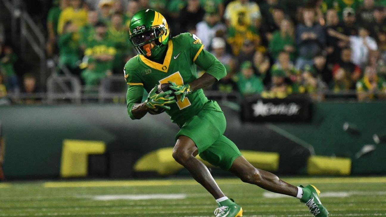 Oregon WR Evan Stewart arrested on DUI charge