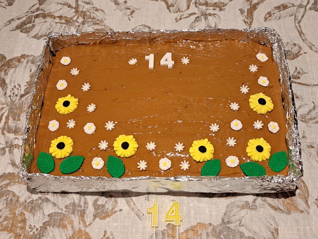 Beer Box Cake – Wet and Dusty Roads