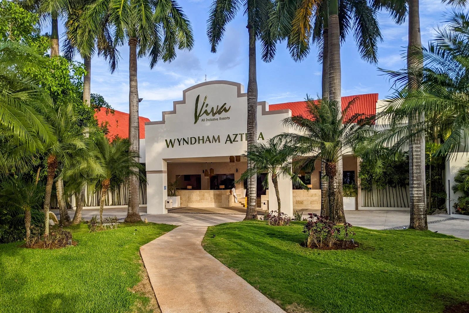 How to earn Wyndham Rewards points: Stays, cards and more