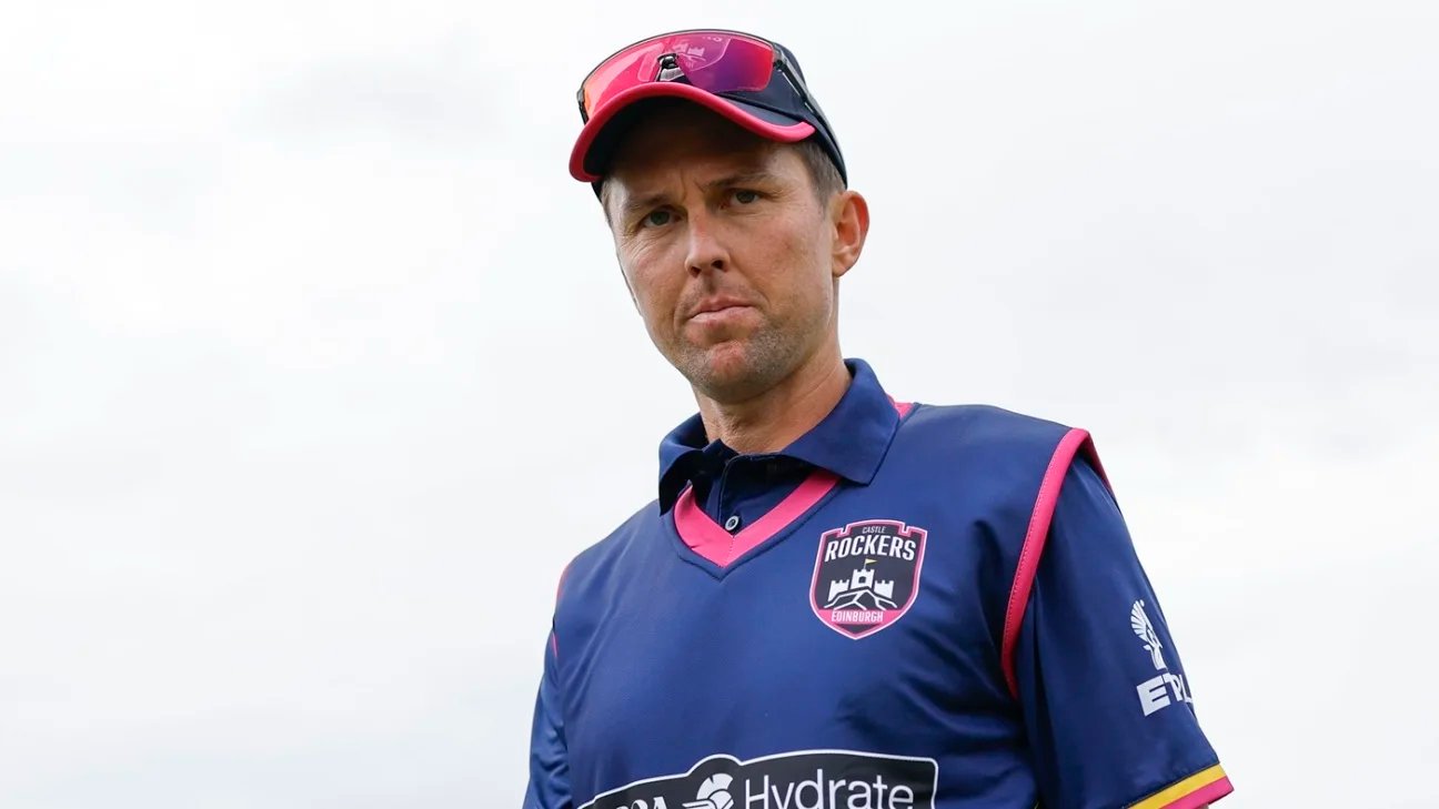 Sydney Thunder sign Trent Boult for entire BBL 2026-27 season