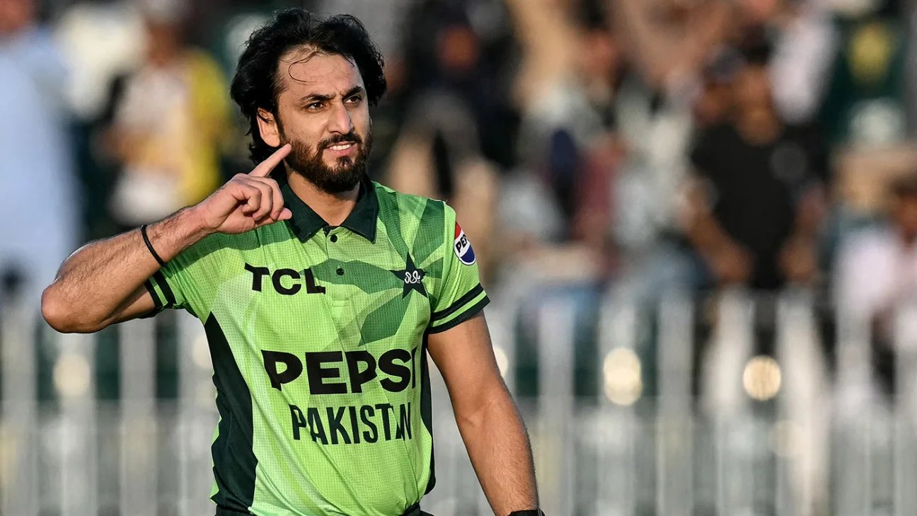 Salman Agha ton, Eshan Malinga four-for as Pakistan notch 305
