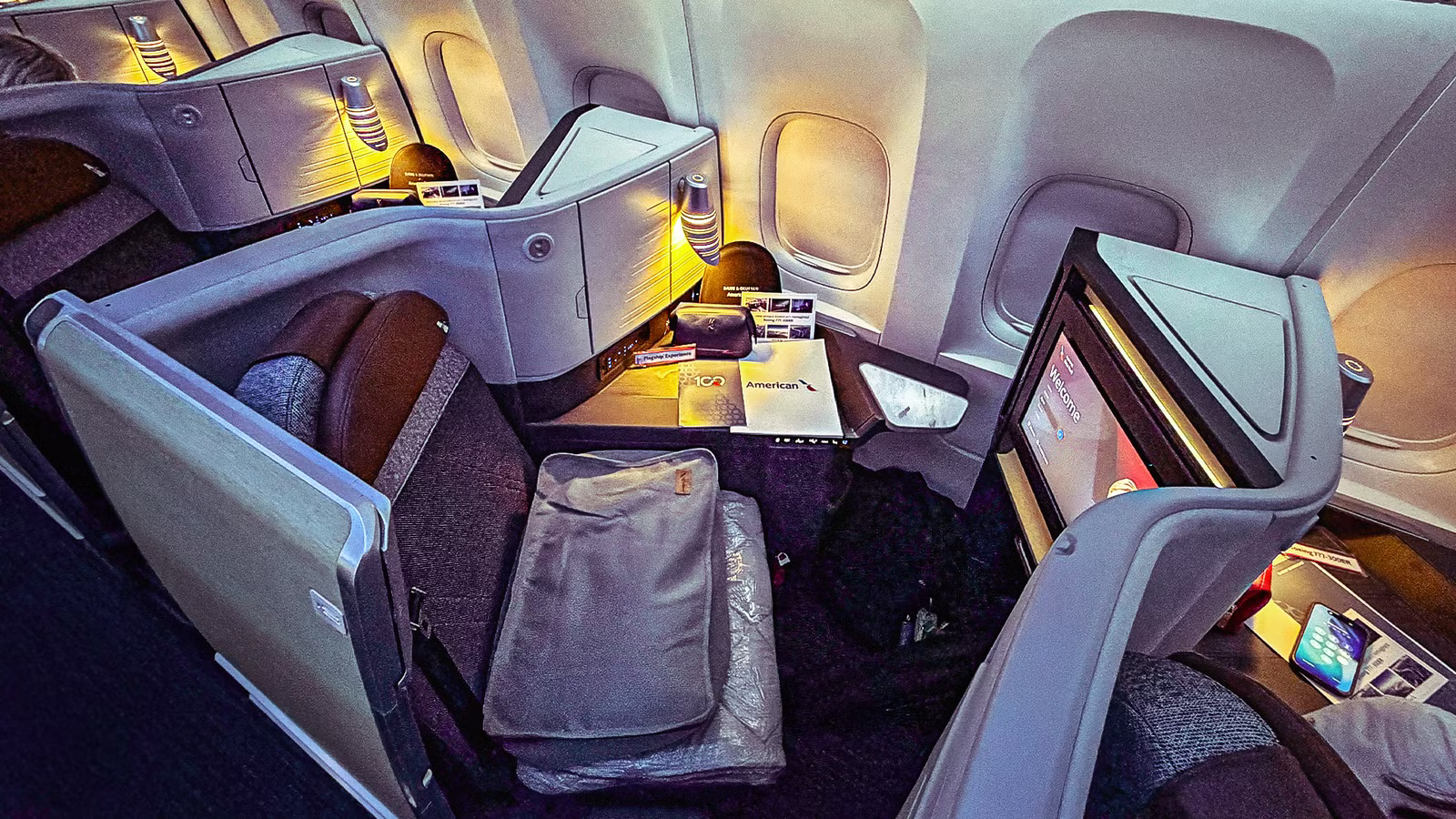 5 Reasons Why American Airlines Is Gutting Out First Class From Its Largest Aircraft
