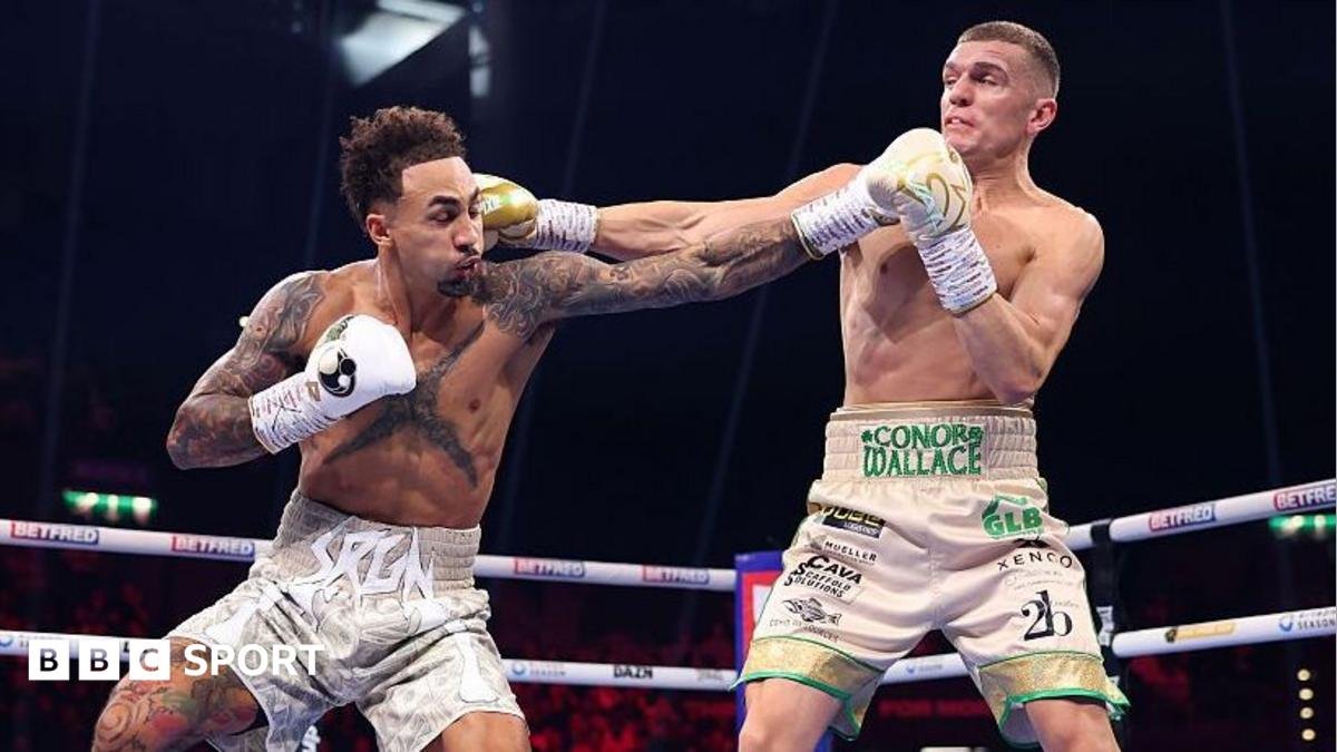 Whittaker survives late scare to hold on for points win over Wallace