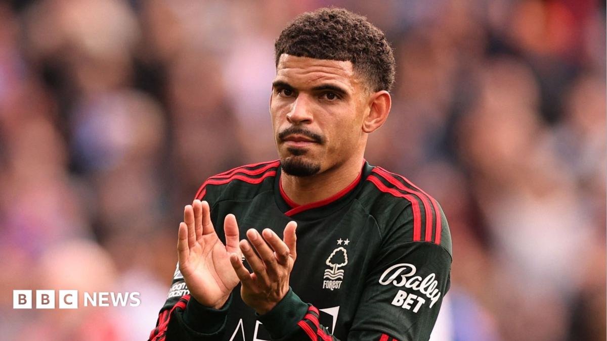 Nottingham Forest’s Morgan Gibbs-White fined after his car ran red light
