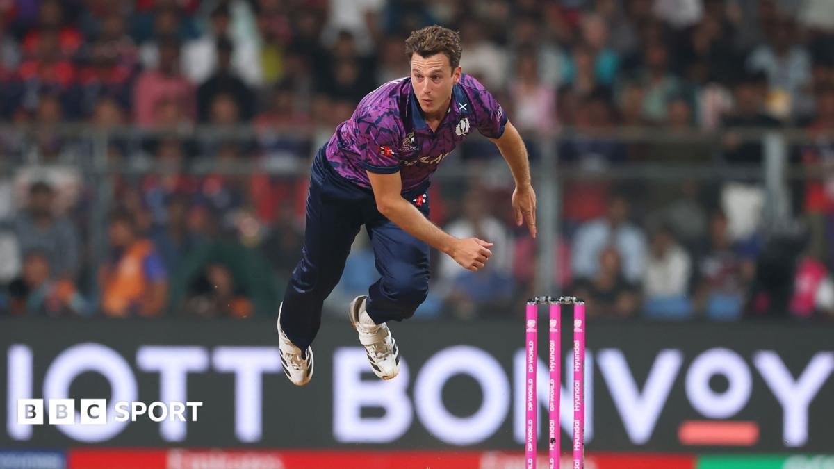 Hampshire & Scotland bowler Brad Wheal retires