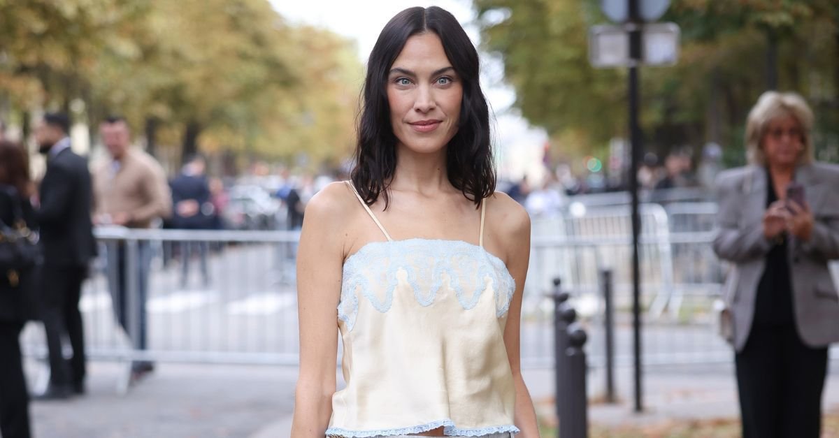 Alexa Pinstripe Trousers Created the Chicest Autumn Look