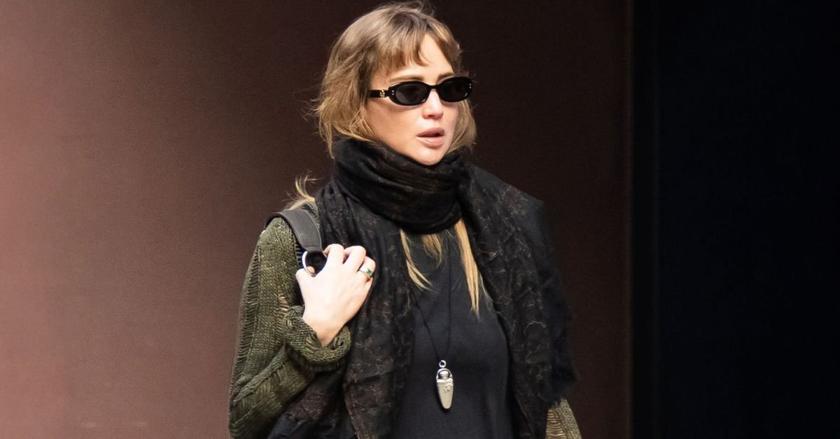 JLaw Just Put Me Onto the Season’s Most Important Trouser Trend