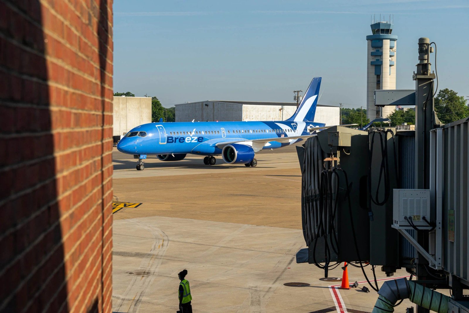 Breeze adds four 4 cities in 16-route expansion