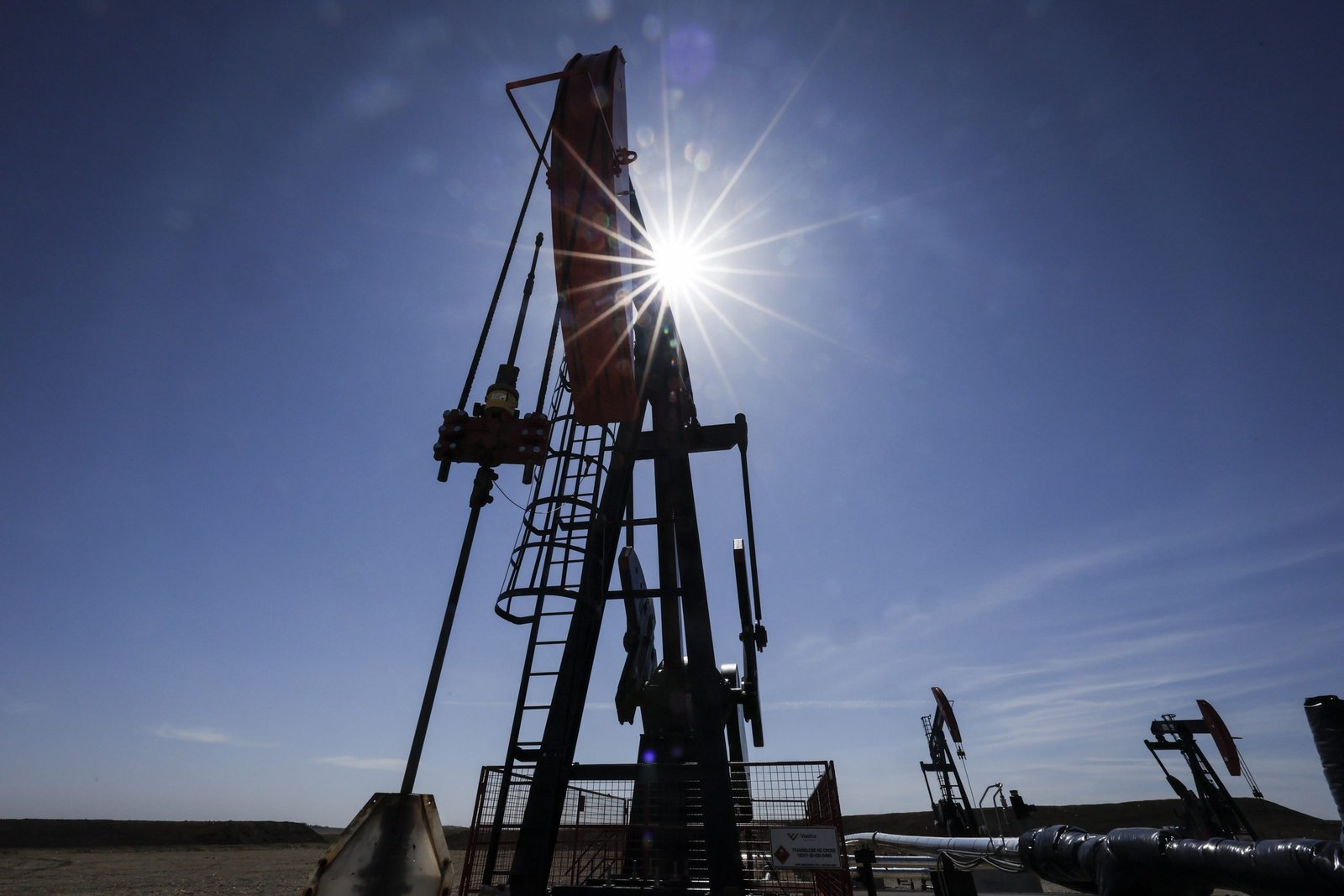 Oil and gas emissions dropped in 2025 despite increased production: report