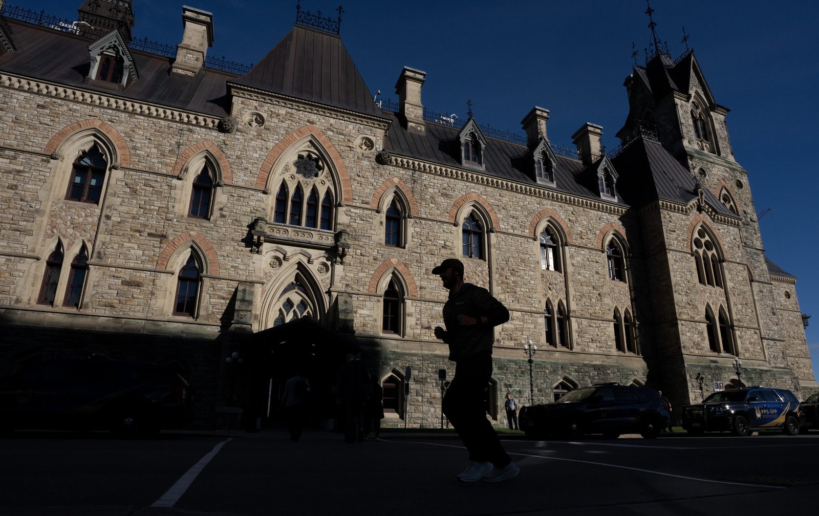 Ministers head to committee as House of Commons reopens for legislative business