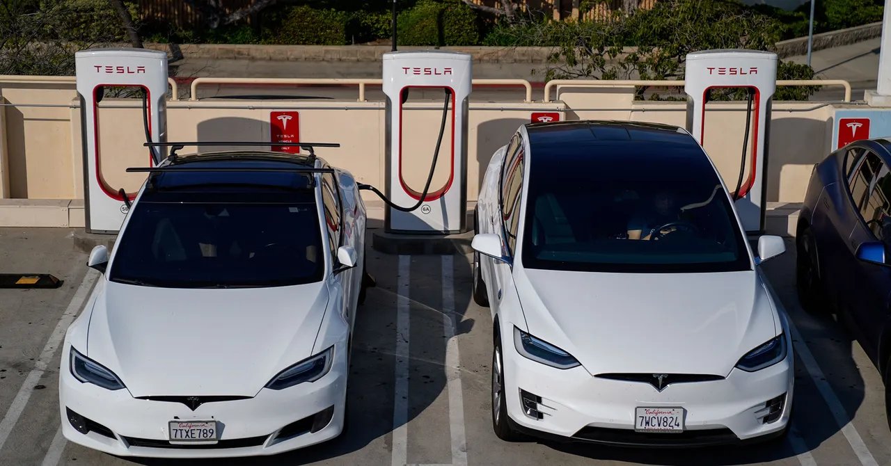 Tesla’s ‘Full Self-Driving’ Becomes ‘Assisted Driving’ in Europe