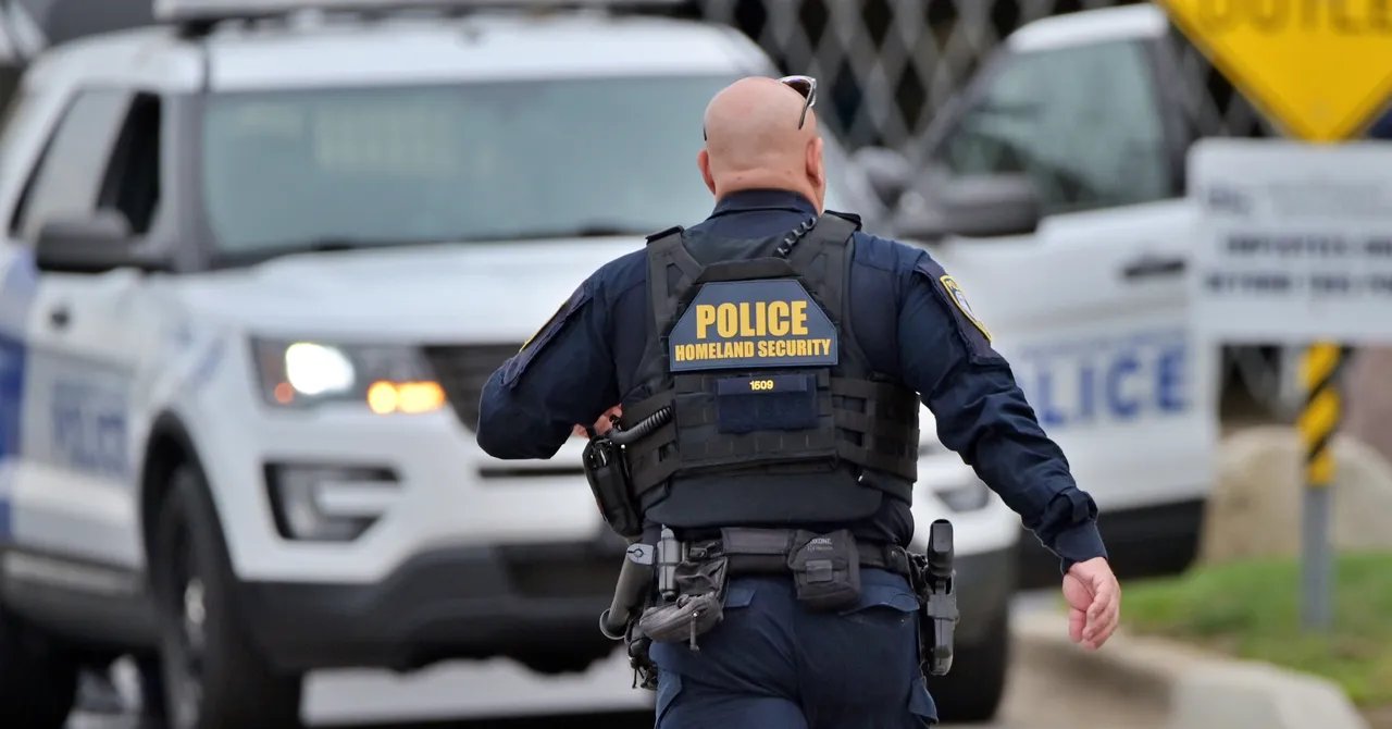 Chicago-Area Cops Helped HSI Spy on Minnesota Anti-ICE Activists