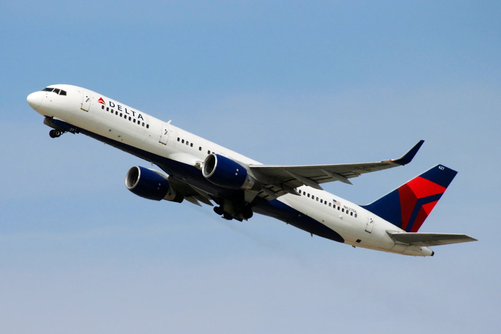 Delta adds Boston-Reykjavik to summer 2027 Europe schedule