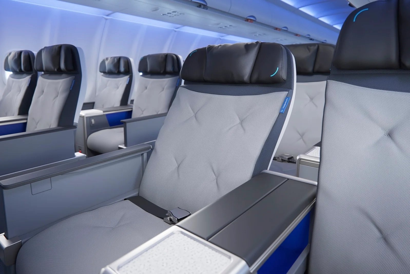 JetBlue’s first-class ‘BlueFirst’ is now on sale