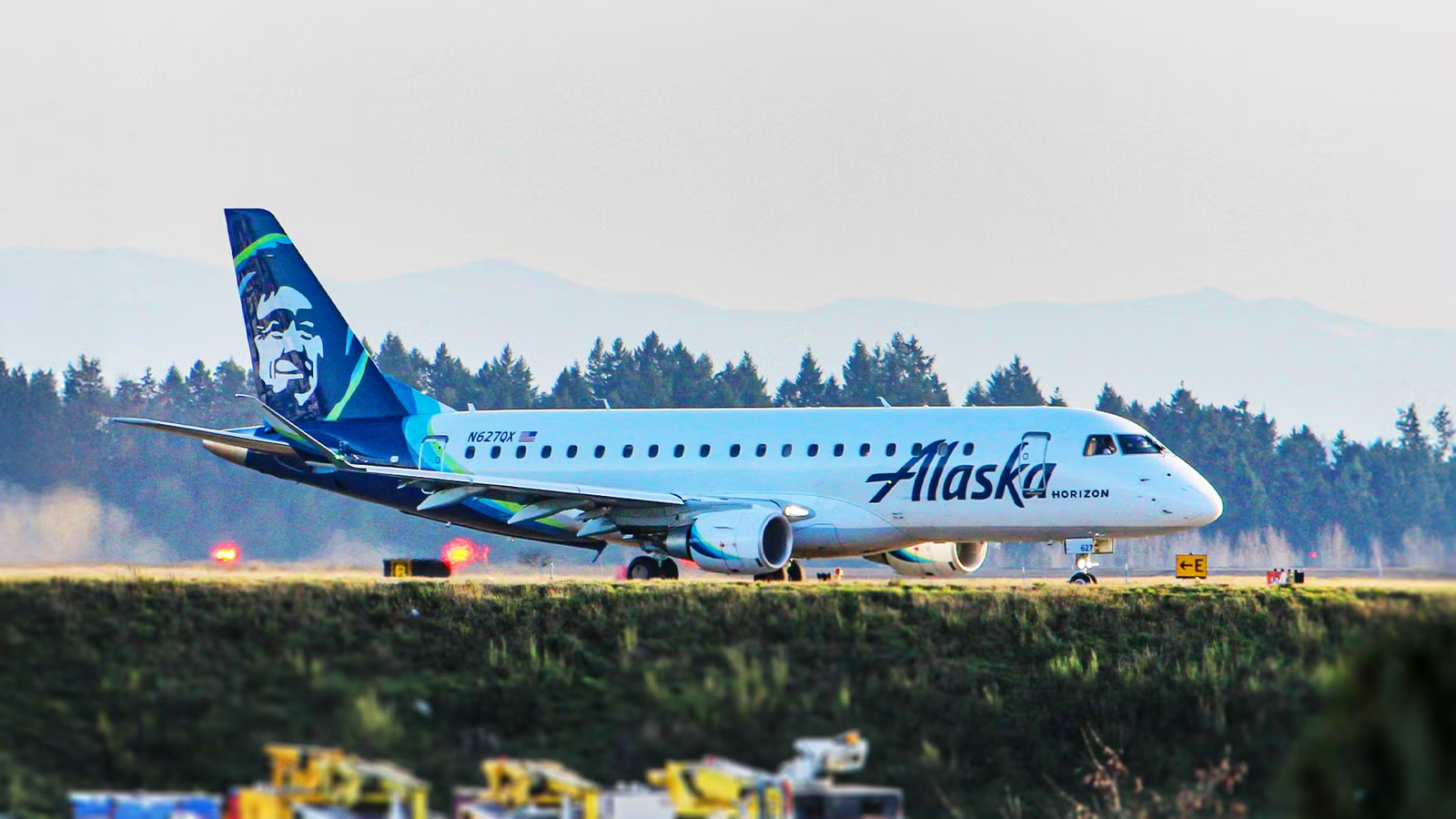 How Alaska Airlines’ 76-Seat Regional Jets Are Quietly Outflanking Southwest In San Diego