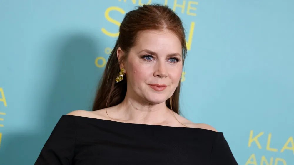 Amy Adams Goes Black & White in Rosie Assoulin for ‘Klara and the Sun’