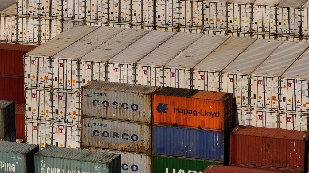 America’s Global Trade Deficit Grew in August While Canadian Imports Surged