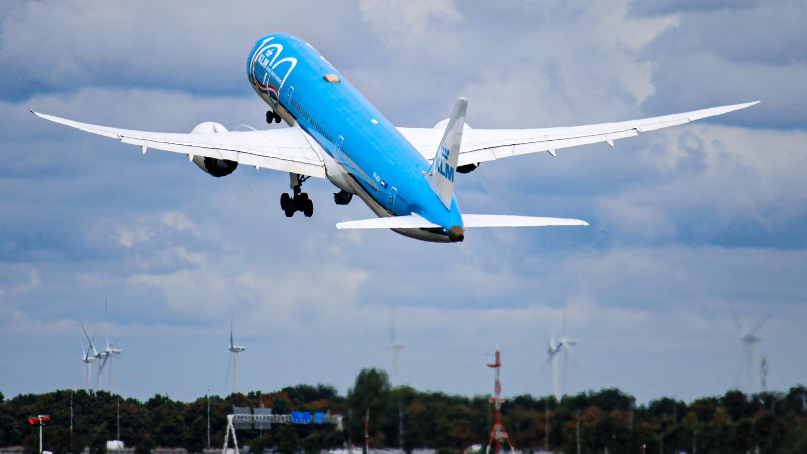 Could Boeing Really Develop A 787 Ultra-Long-Haul Variant?
