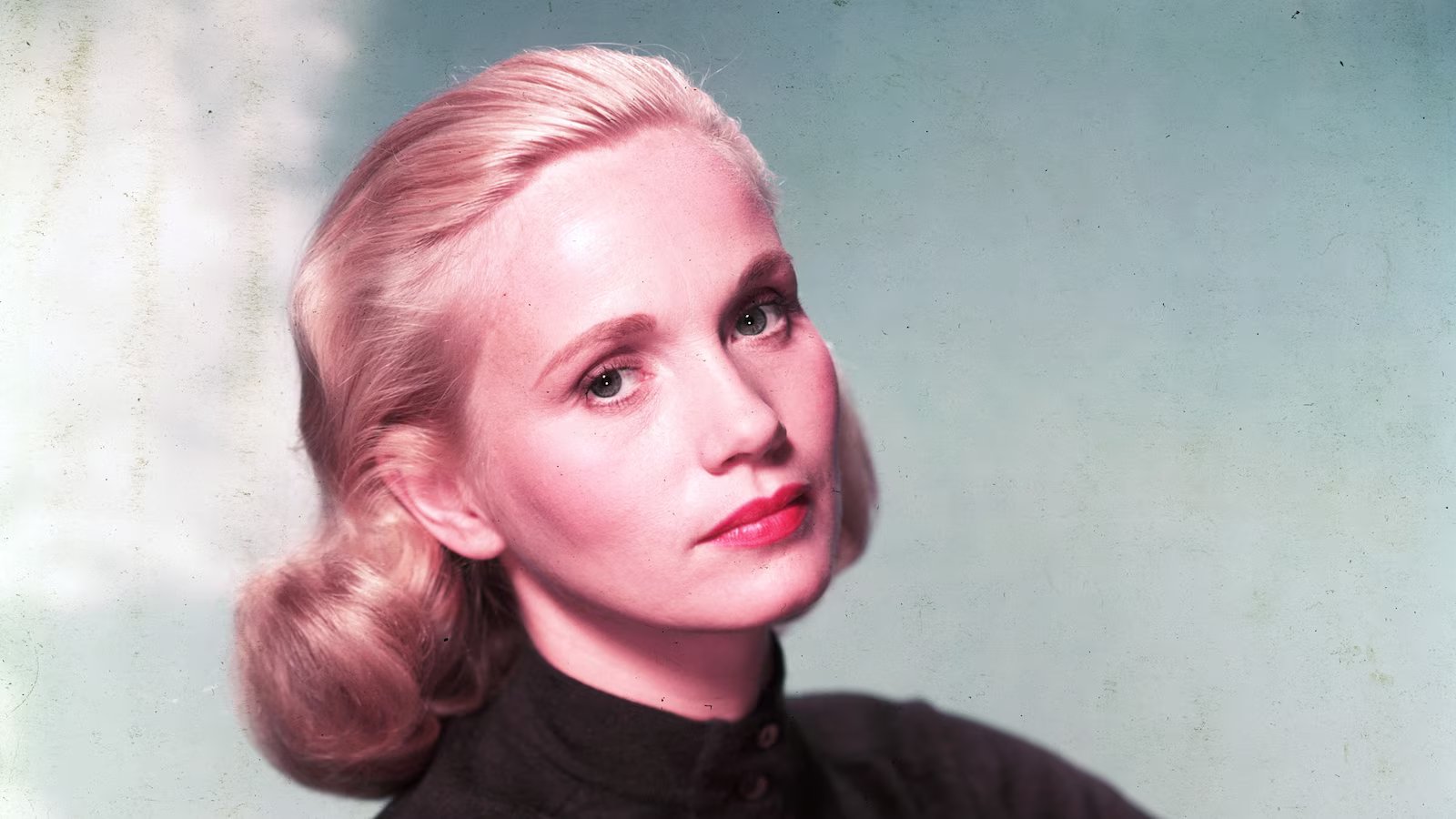 Eva Marie Saint, star of ‘North by Northwest,’ ‘On the Waterfront,’ dies at 102