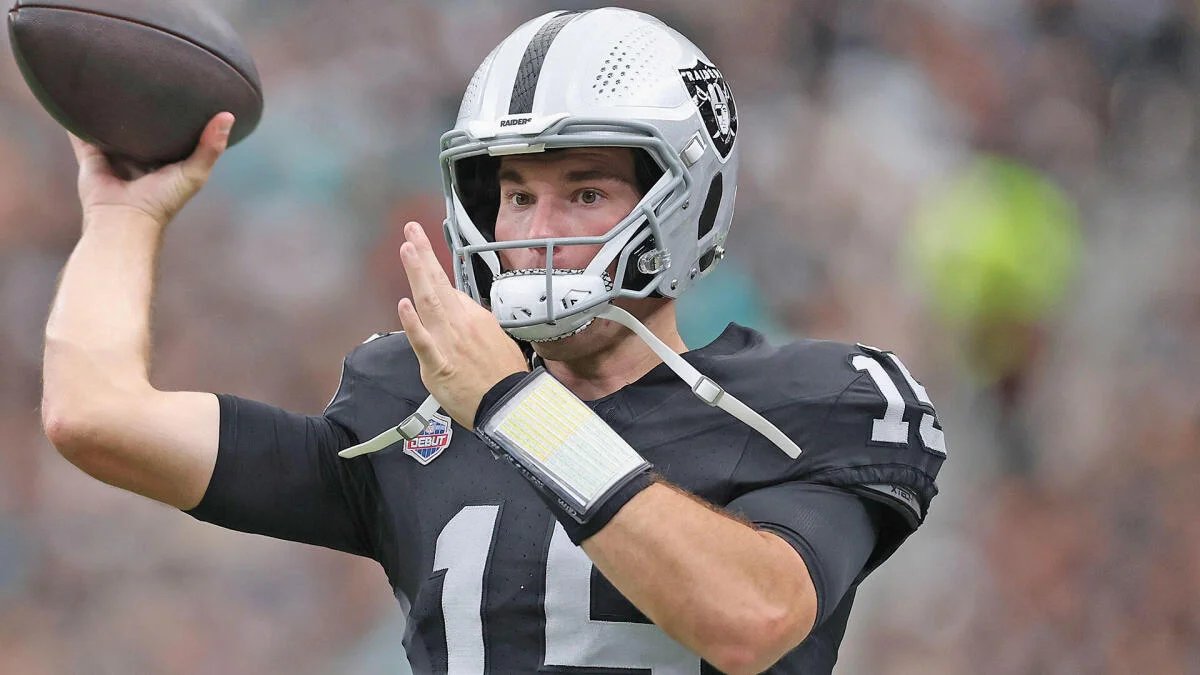 Raiders’ Fernando Mendoza makes NFL debut: A look at how No. 1 overall pick performed