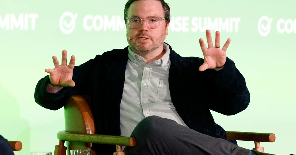 Kevin Roose on AI: “We are faced with very intelligent, charming sociopaths”
