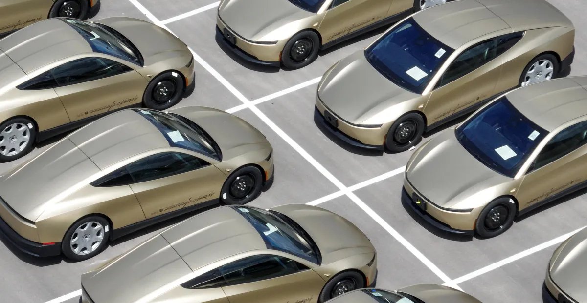 Cities want to put the boot on robotaxis