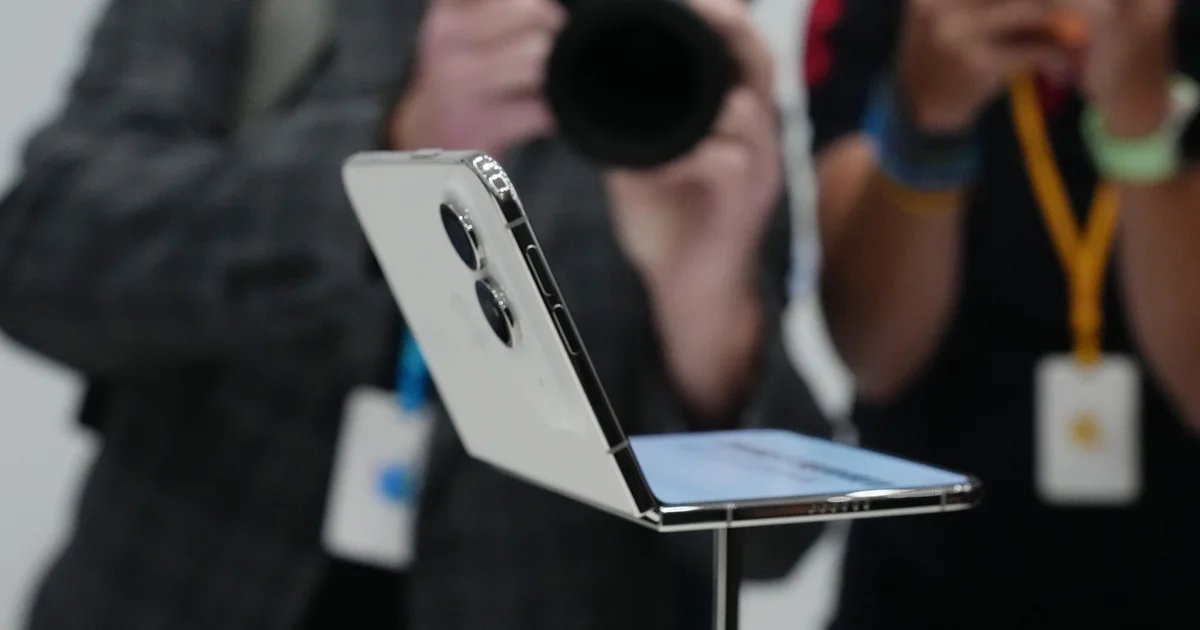 Apple’s iPhone Duo is already backordered until 2027 as pre-order sales soar