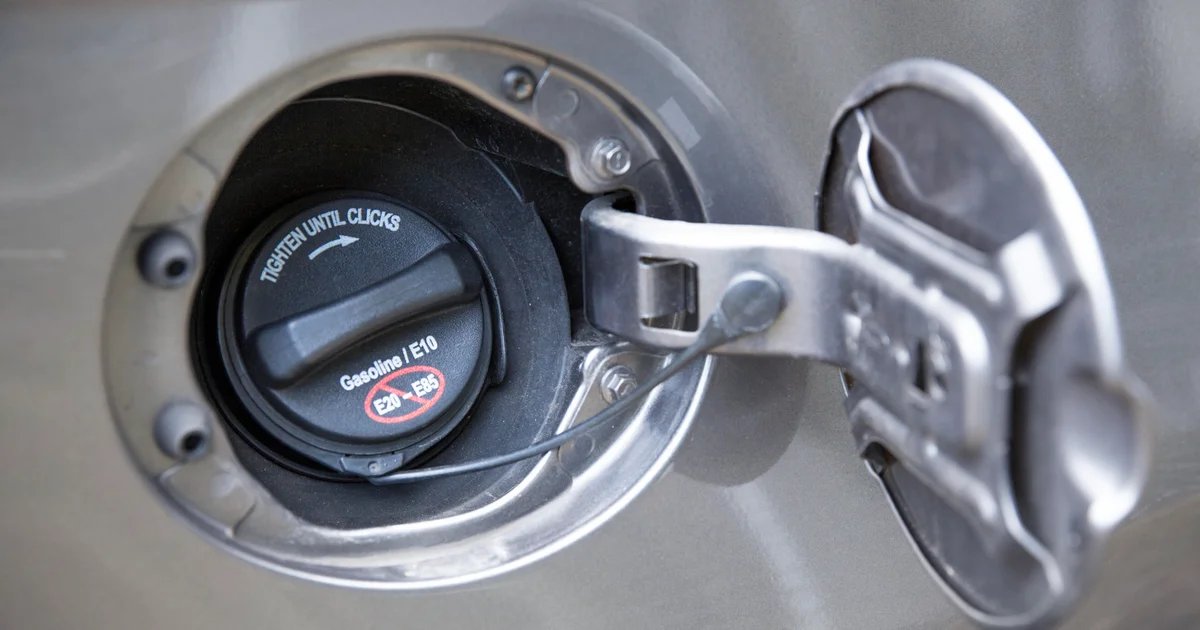 Environmental groups sue Trump administration over rollback of vehicle mileage rules
