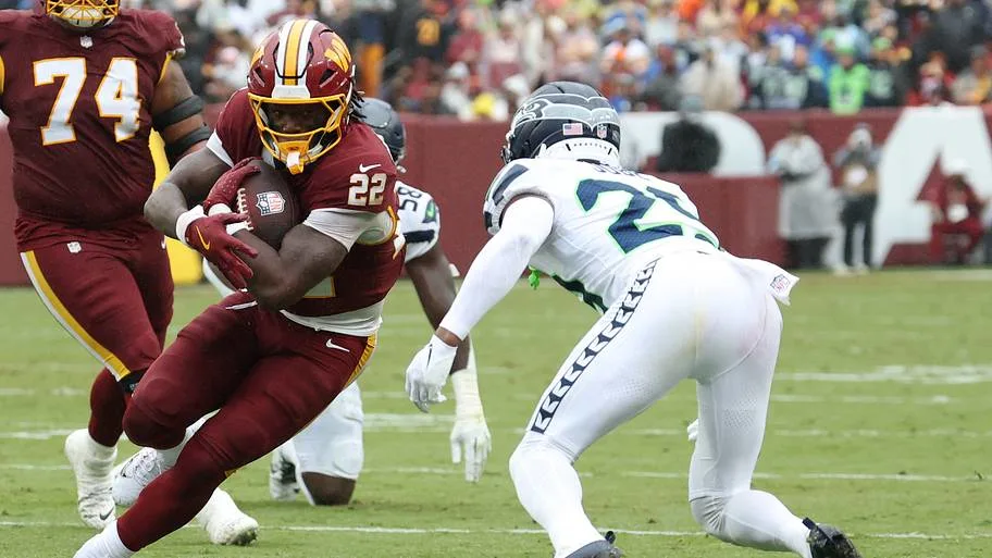 Fantasy Football Week 4 Running Back Start ‘Em, Sit ‘Em: Braelon Allen vs. Jacory Croskey-Merritt
