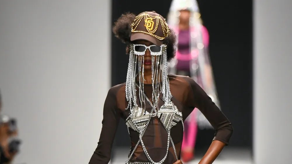 Junya Watanabe Spring 2027 Ready-to-Wear Runway, Fashion Show & Collection Review
