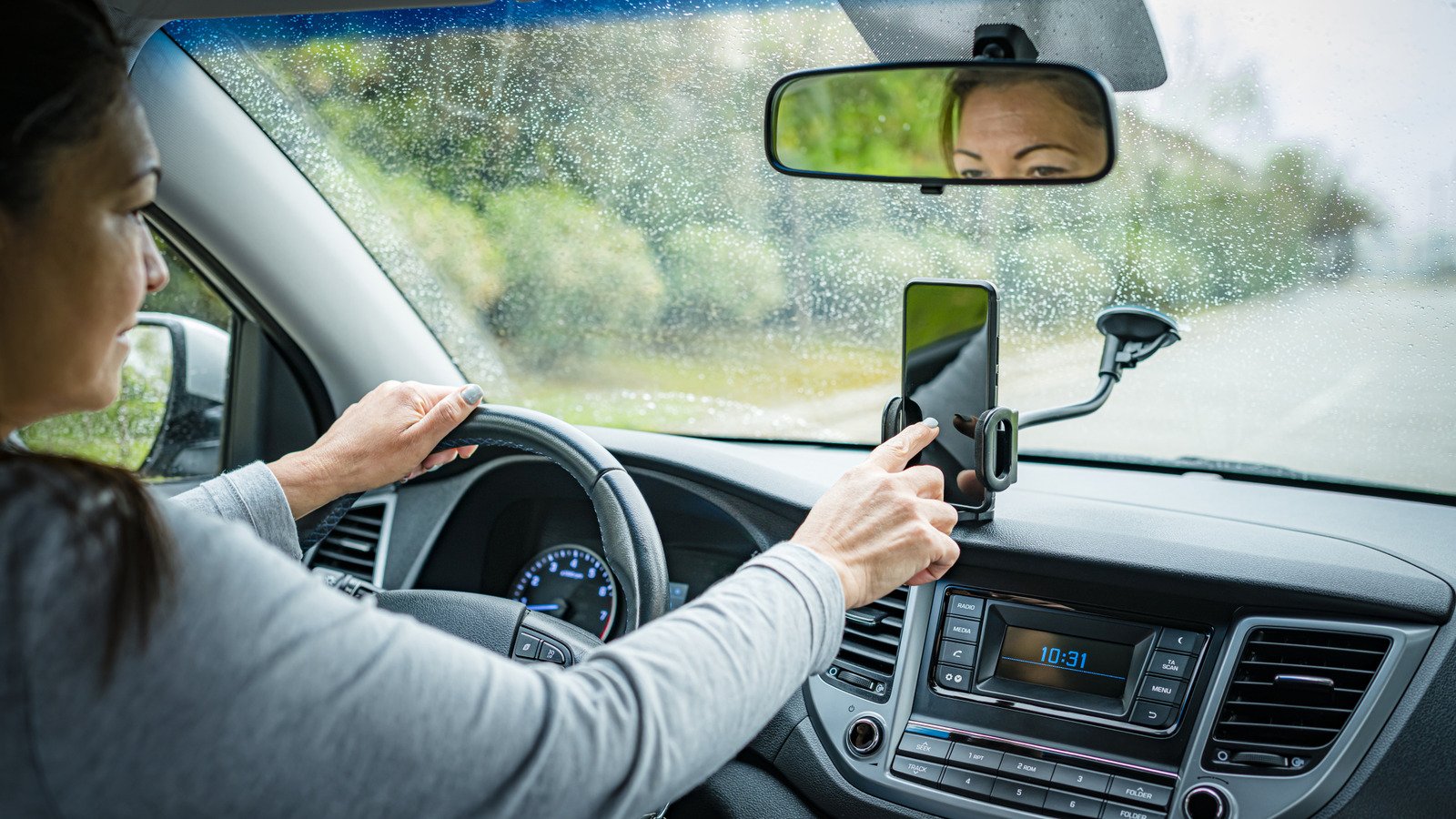 Why You Shouldn’t Sync Your Phone To A Rental Car