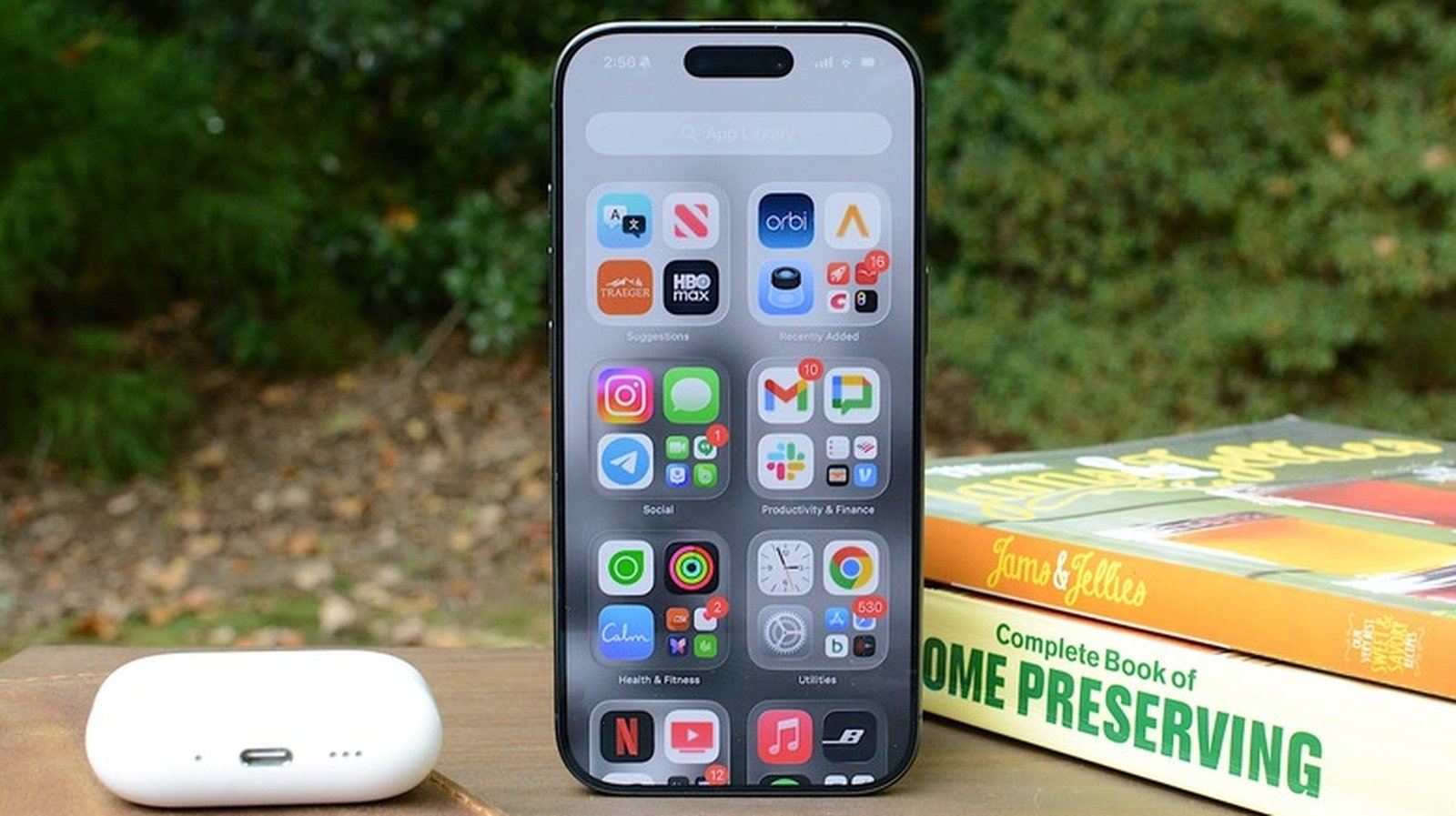 If Memory Shortages Last, Tech Companies Should Offer Cheap Battery Replacements