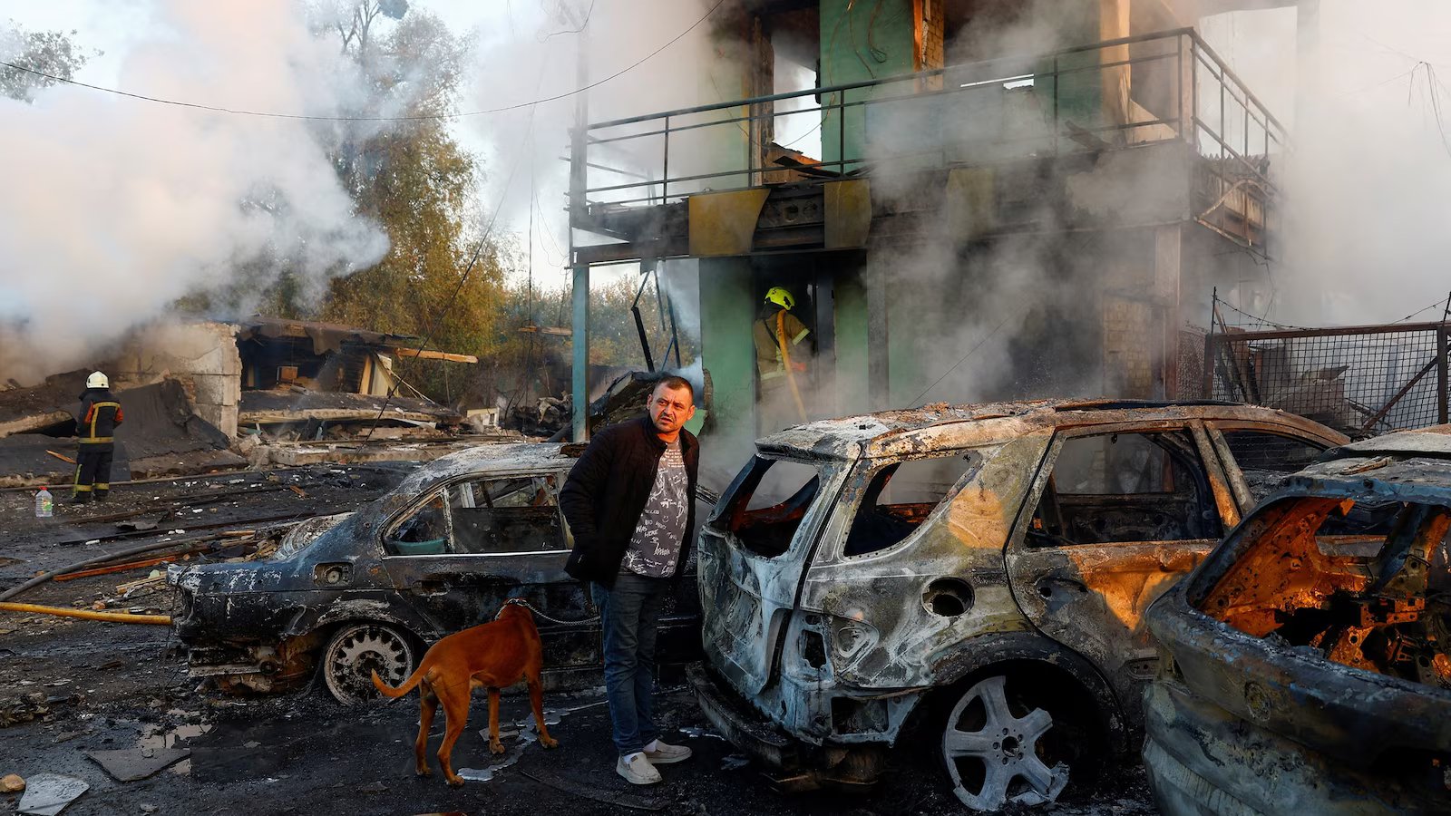Russia hits Ukrainian apartment buildings in deadly overnight strike, Zelenskyy says