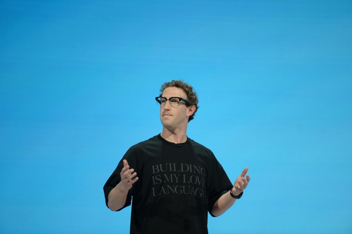 Mark Zuckerberg’s creative plan to pay California’s proposed billionaire tax without losing control of Meta