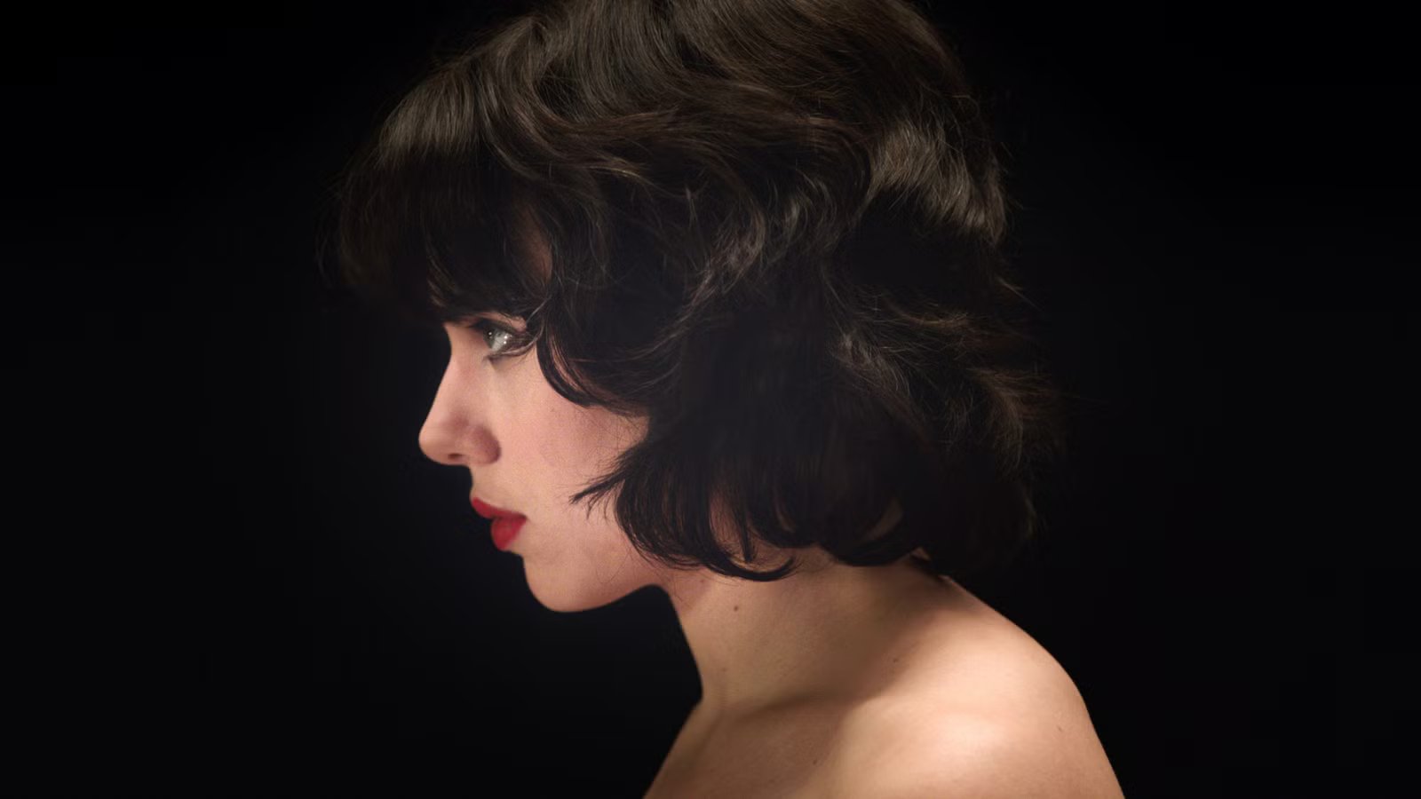 Scarlett Johansson’s Irresistible R-Rated Sci-Fi Thriller Is Now Free to Watch on Streaming