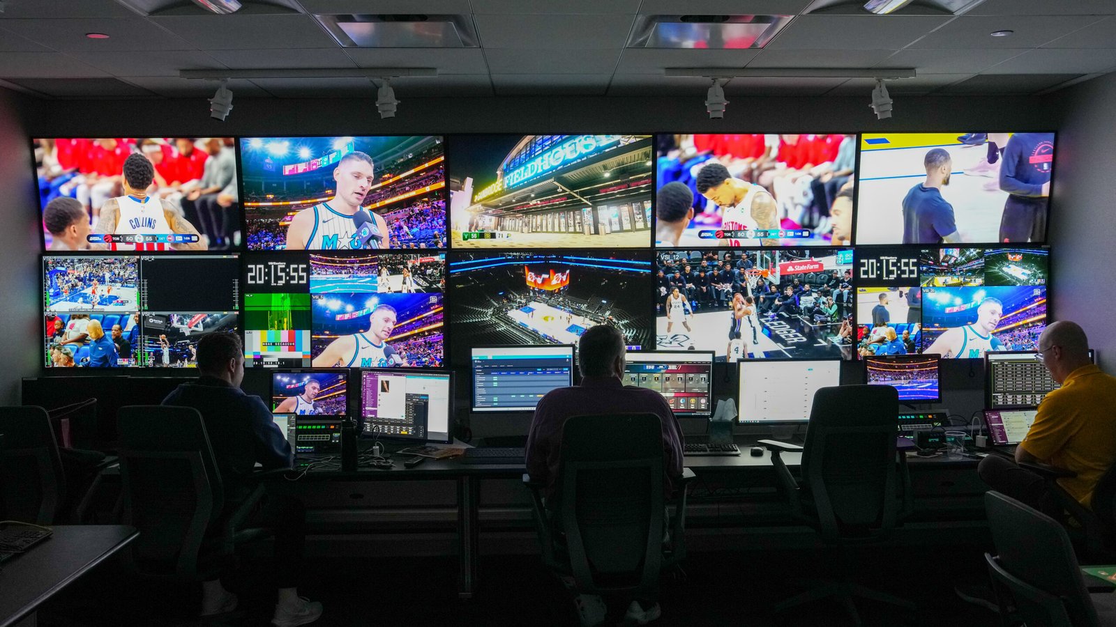 NBA Arenas Get a Massive AT&T Network Upgrade to Boost Fan Experiences