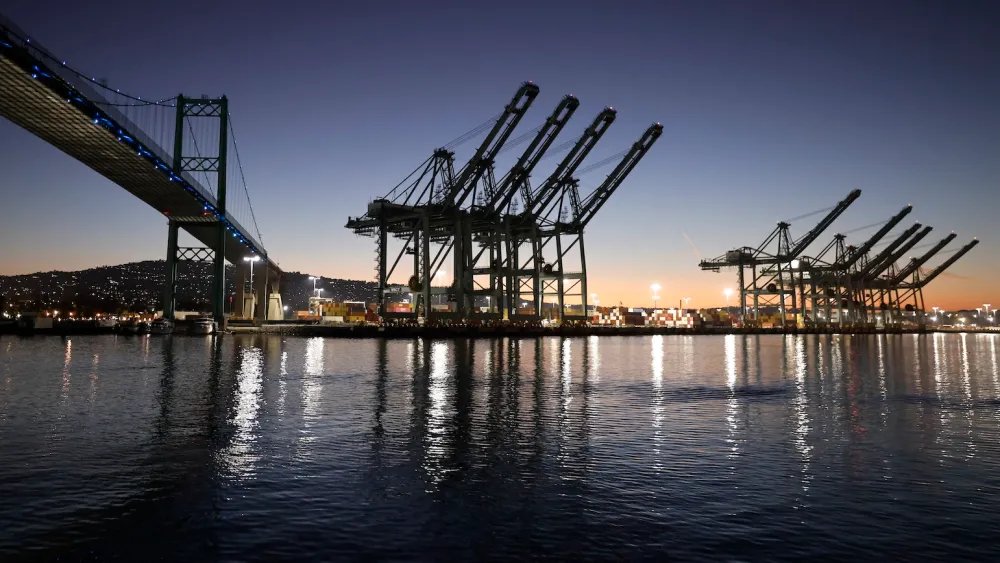L.A., Long Beach Ports Set Record, Handling 2.04M TEUs in September
