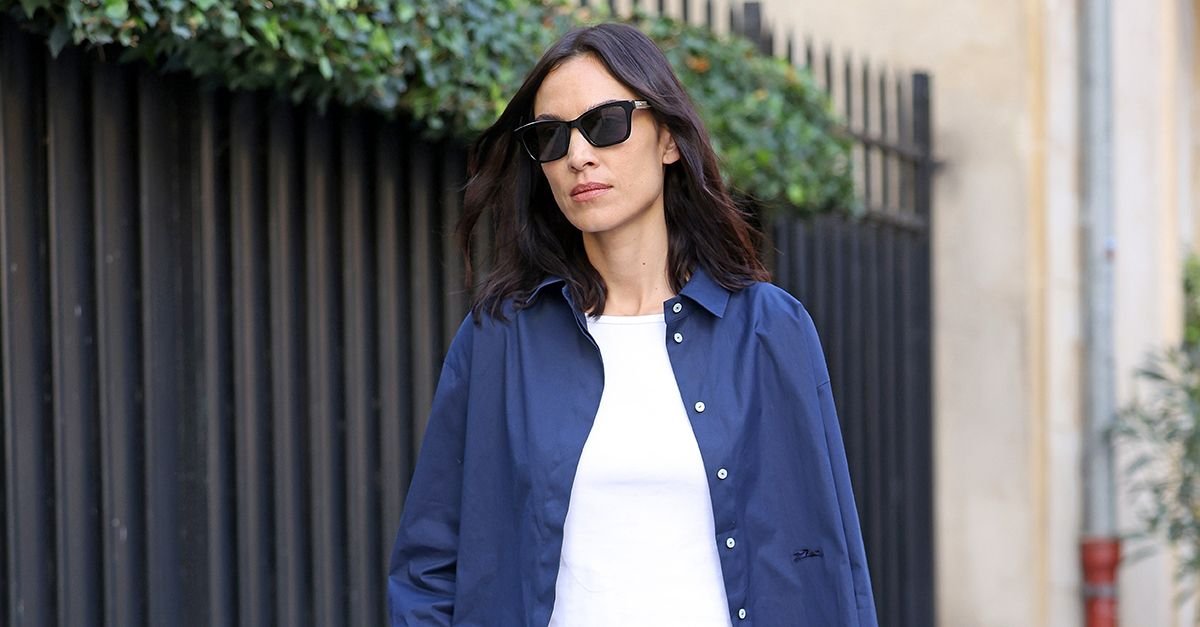 Alexa Chung Wore the Fall Pant Trend to Pair With Ballerinas