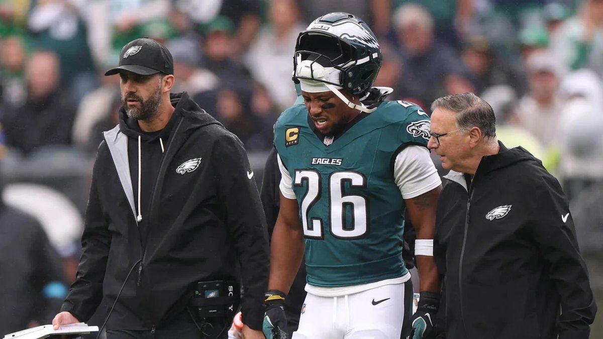 Saquon Barkley injury: Eagles RB ruled out after hurting hamstring against Rams