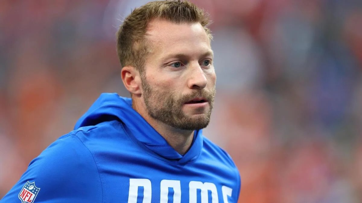 Sean McVay addresses Rams coaches trading obscene gestures with Eagles fans