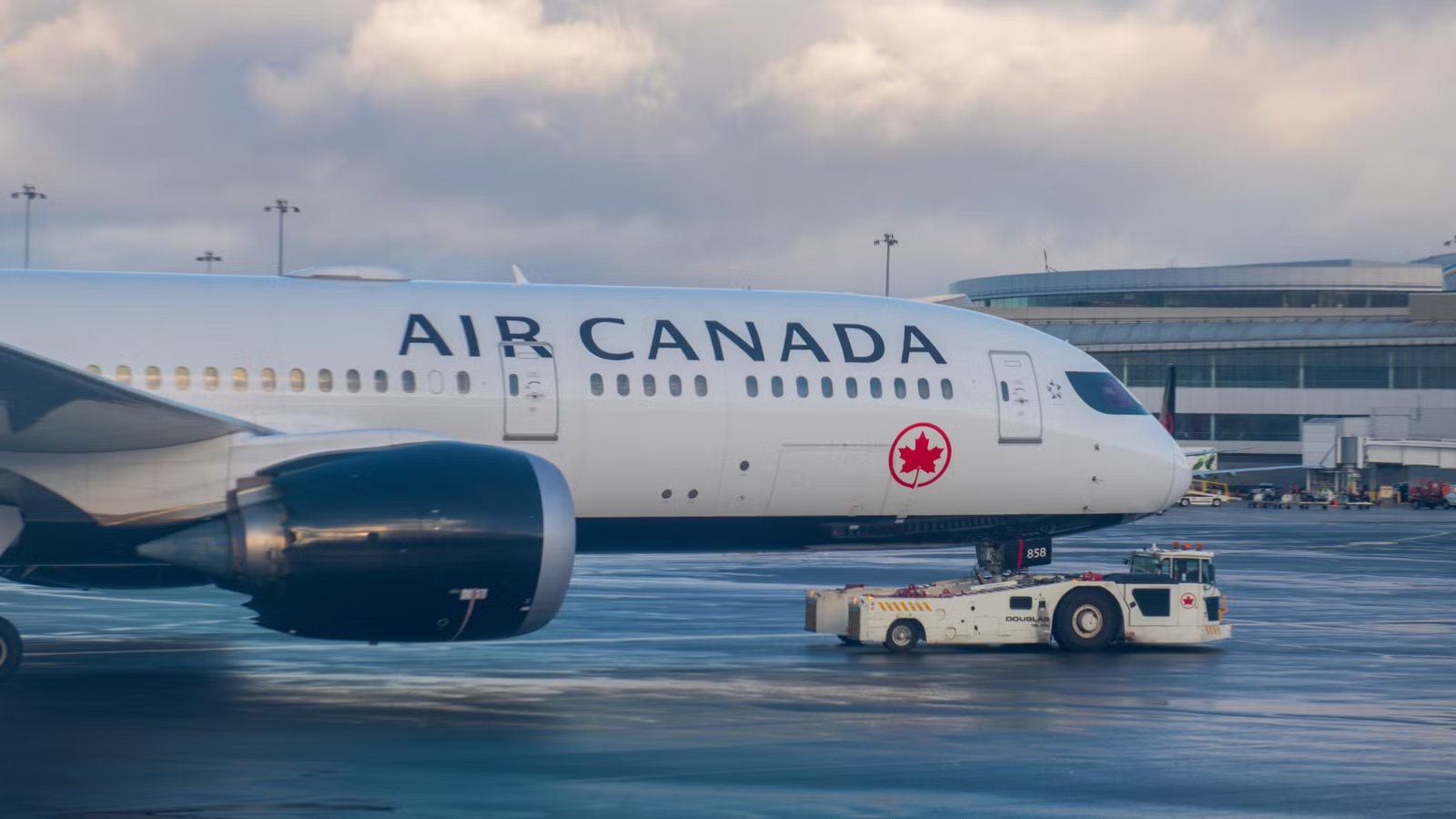 Air Canada Cancels 5 Major Long-Haul Routes: See Full List Now