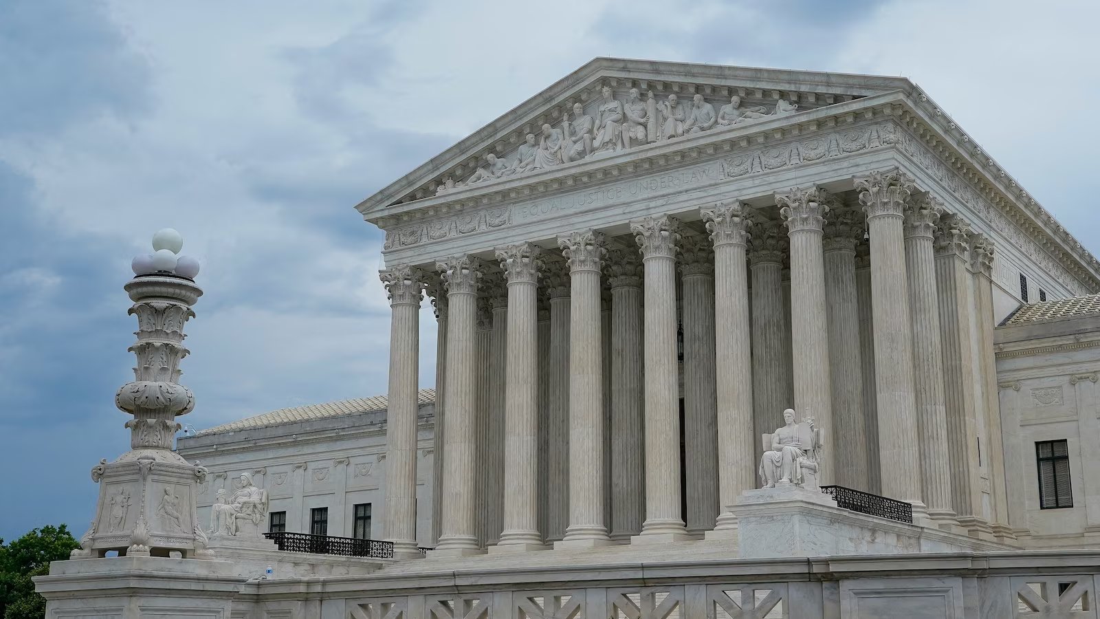 As election looms, Supreme Court reconvenes to new wave of Trump cases